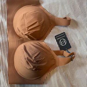 Evelyn & Bobbie Beyond Bra - NWT